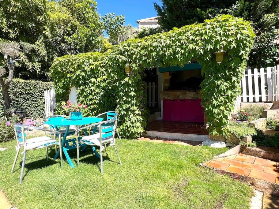 Le Jardin De Mae Apartment Bouc-Bel-Air Exterior foto