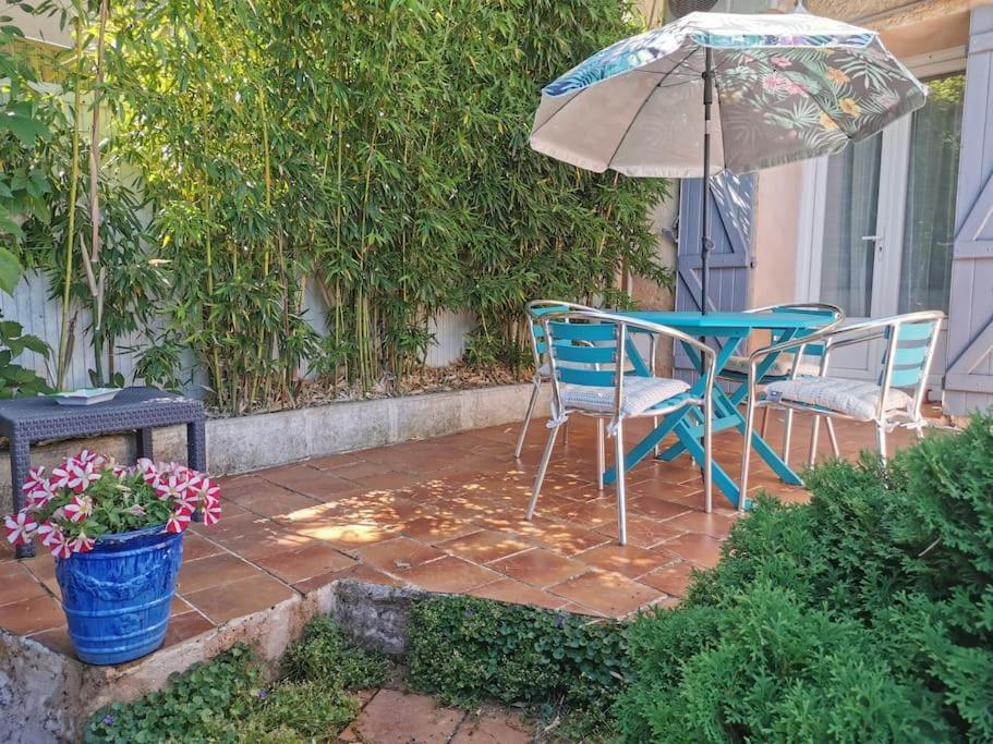 Le Jardin De Mae Apartment Bouc-Bel-Air Exterior foto