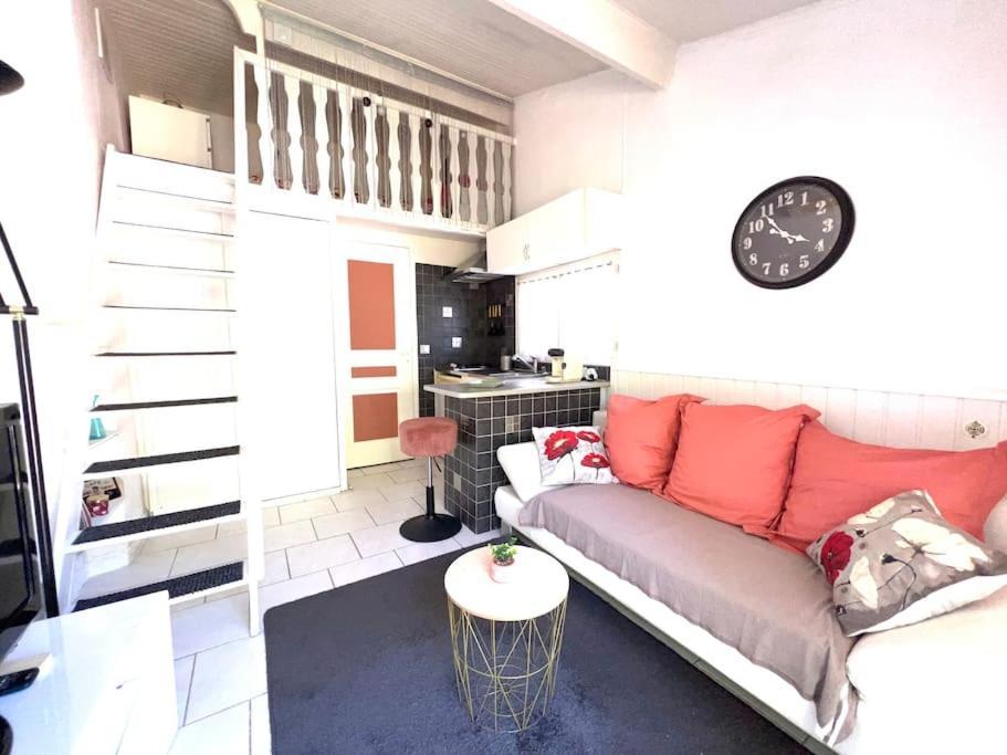 Le Jardin De Mae Apartment Bouc-Bel-Air Exterior foto