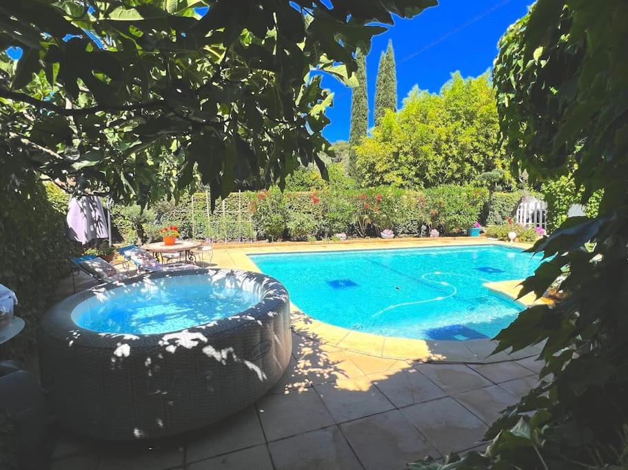 Le Jardin De Mae Apartment Bouc-Bel-Air Exterior foto